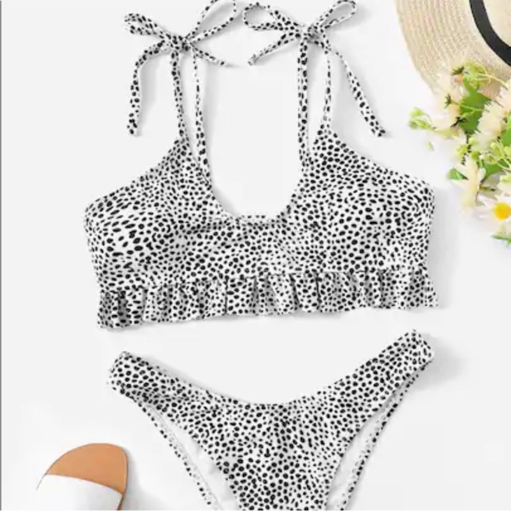 📍LAST ONE 📍ANIMAL PRINT CHEEKY BIKINI❤️SZ MEDIUM